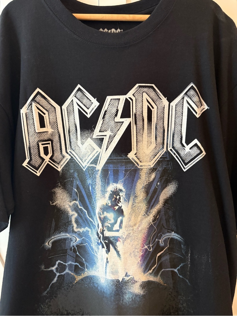 AC/DC Band tee navy and white Large NWT